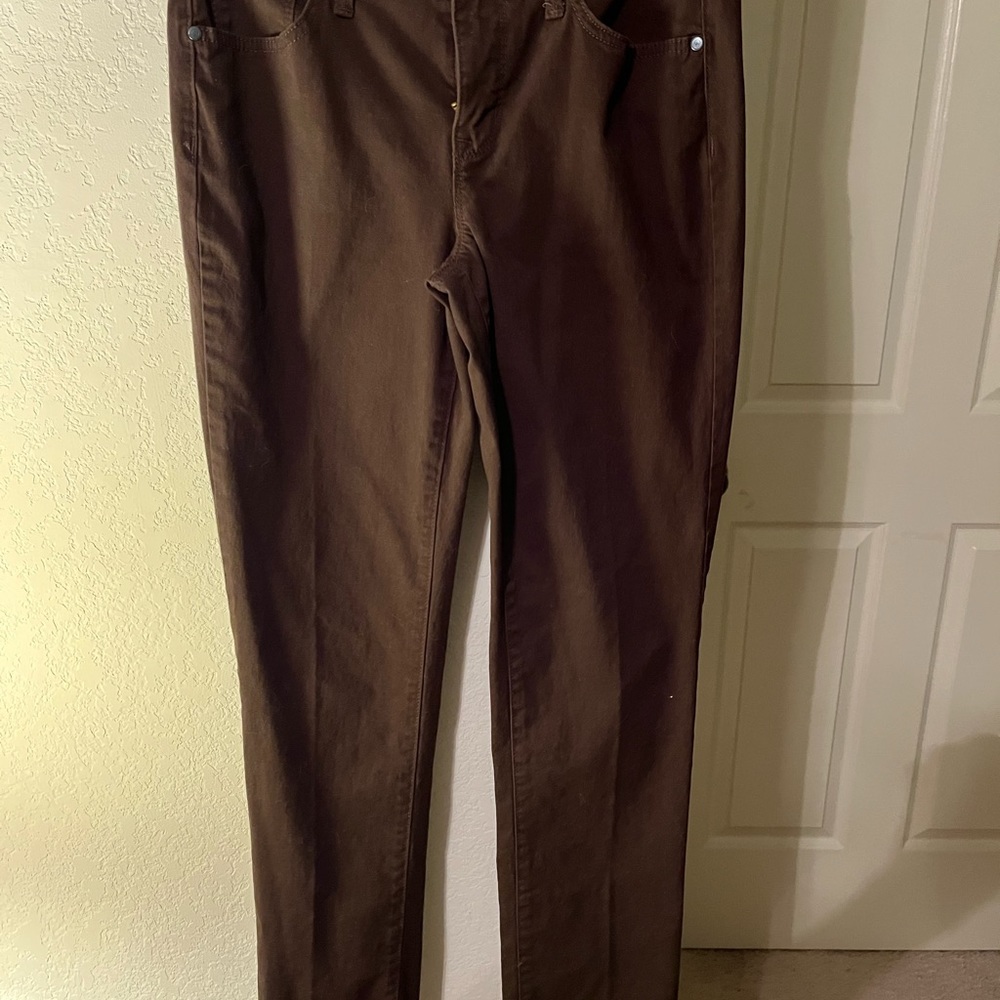 Straight legged pants